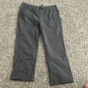 Eddie Bauer Grey Capri’s